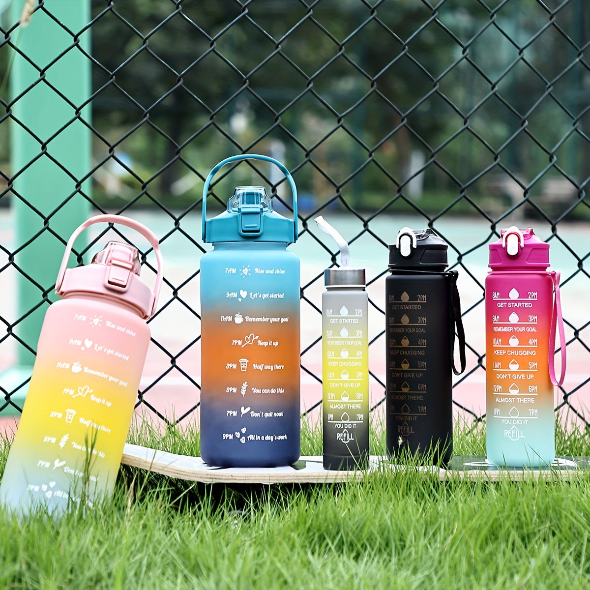 1pc/3pcs 300ml/750ml/2L Gradient Color Frosted Water Bottle.